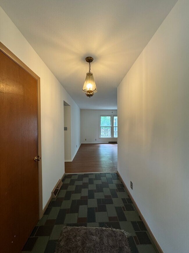 Foto del edificio - 3025 Greenbrier Ave