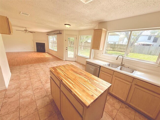 Foto del edificio - 2009 Mimosa Cove