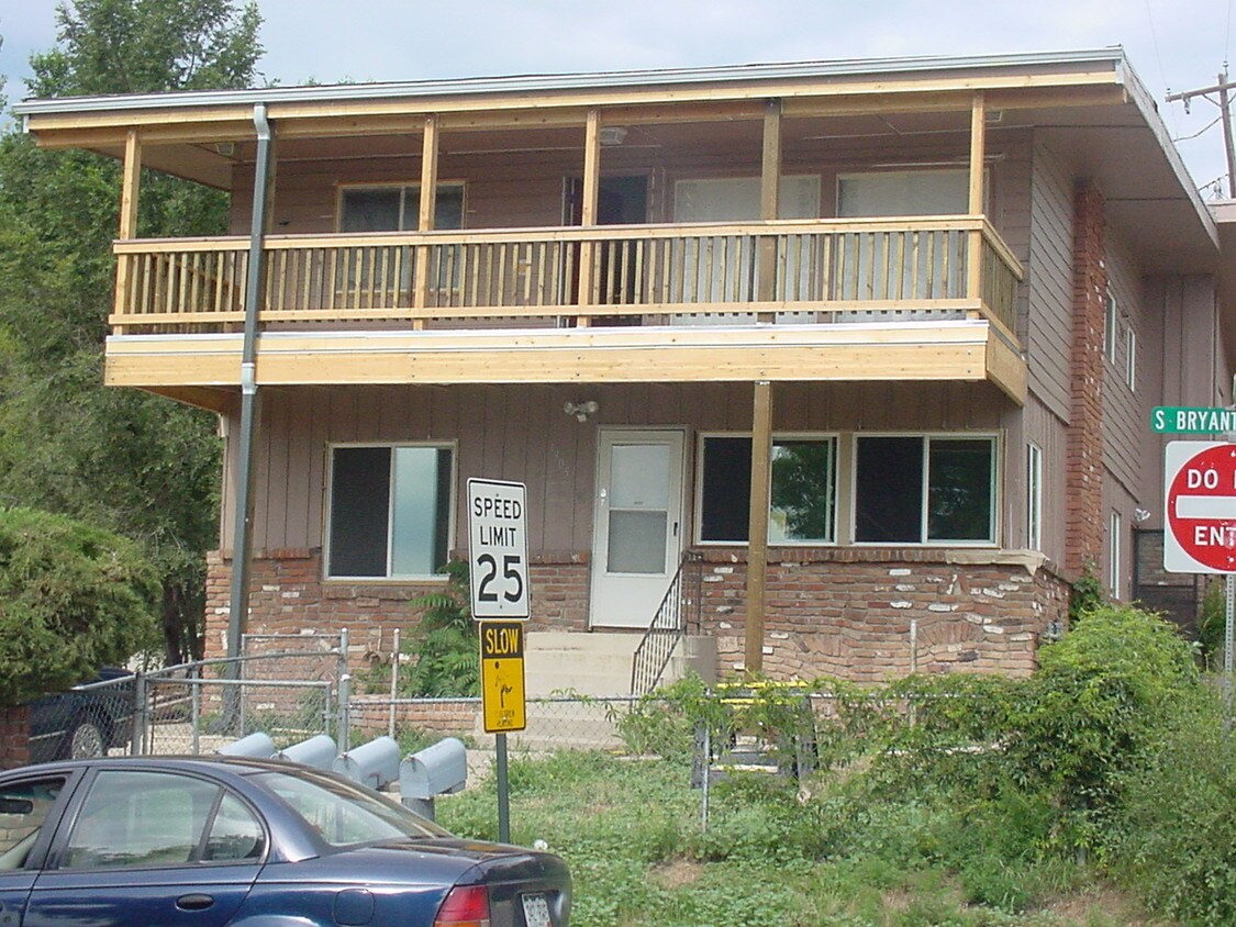 Foto principal - 3305 S Bryant St
