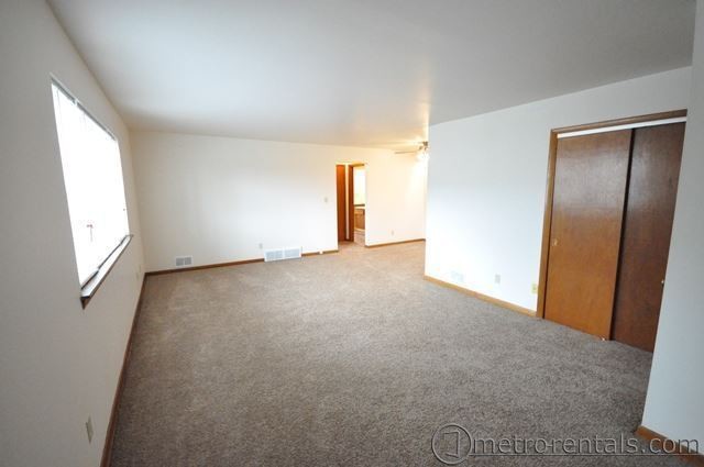 Foto del edificio - 1591 Roxbury Rd