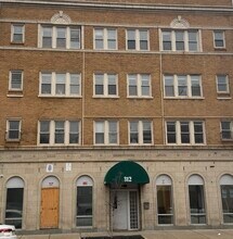 Building Photo - 312 N Central Ave