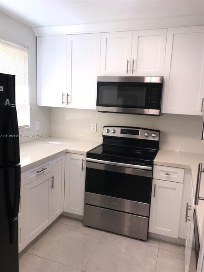 Foto del edificio - 13404 SW 62nd St