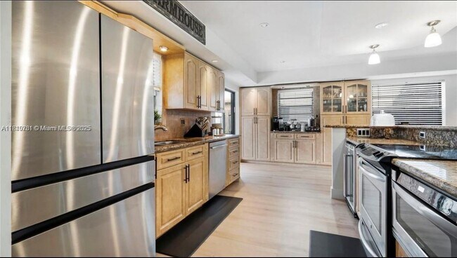 Foto del edificio - 9510 NW 31st Pl