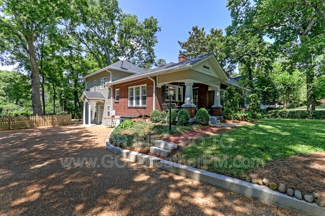 Building Photo - 2602 Westwood Ave