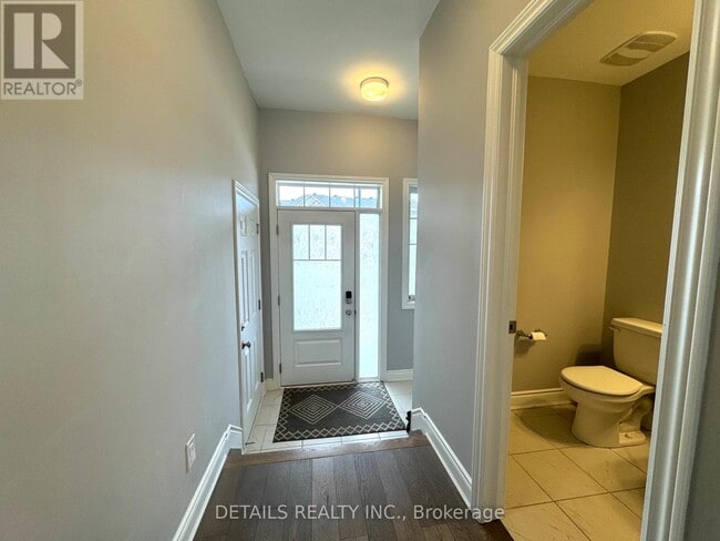 Building Photo - 557 Flagstaff Dr