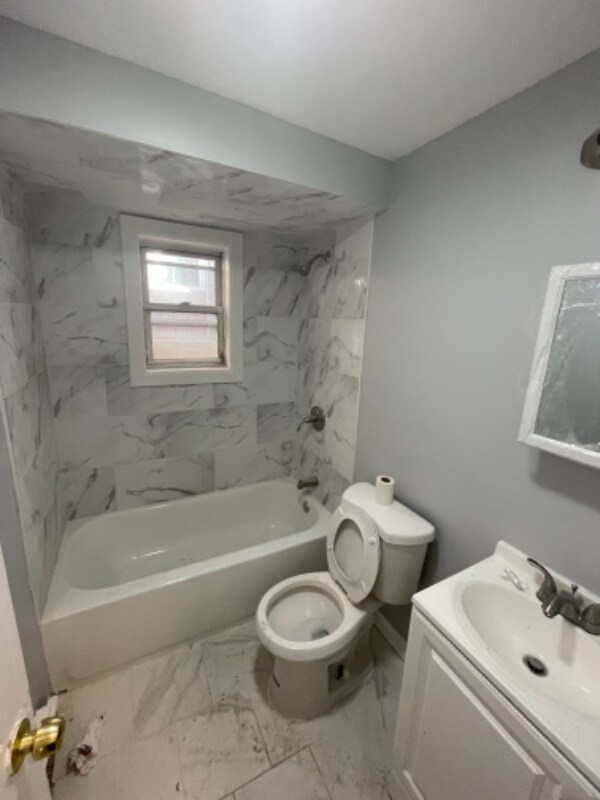 Building Photo - 514 E Jersey St