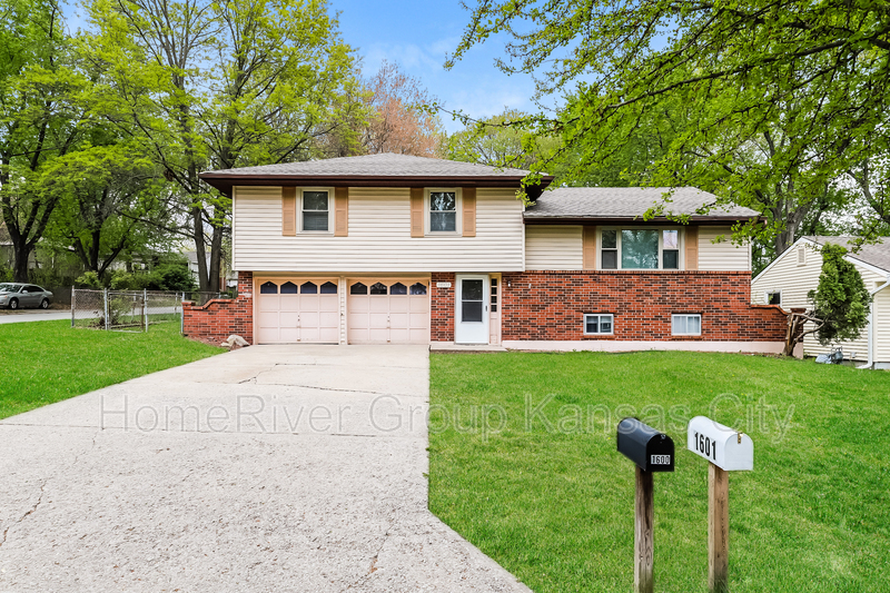 Primary Photo - 1601 NW 67th Terrace