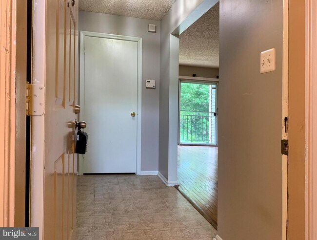 Foto del edificio - 12179 Chaucer Ln