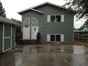 Building Photo - 1017 Turner St