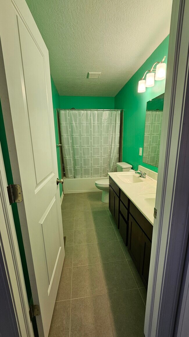 Foto del edificio - 2726 Anderson Drive