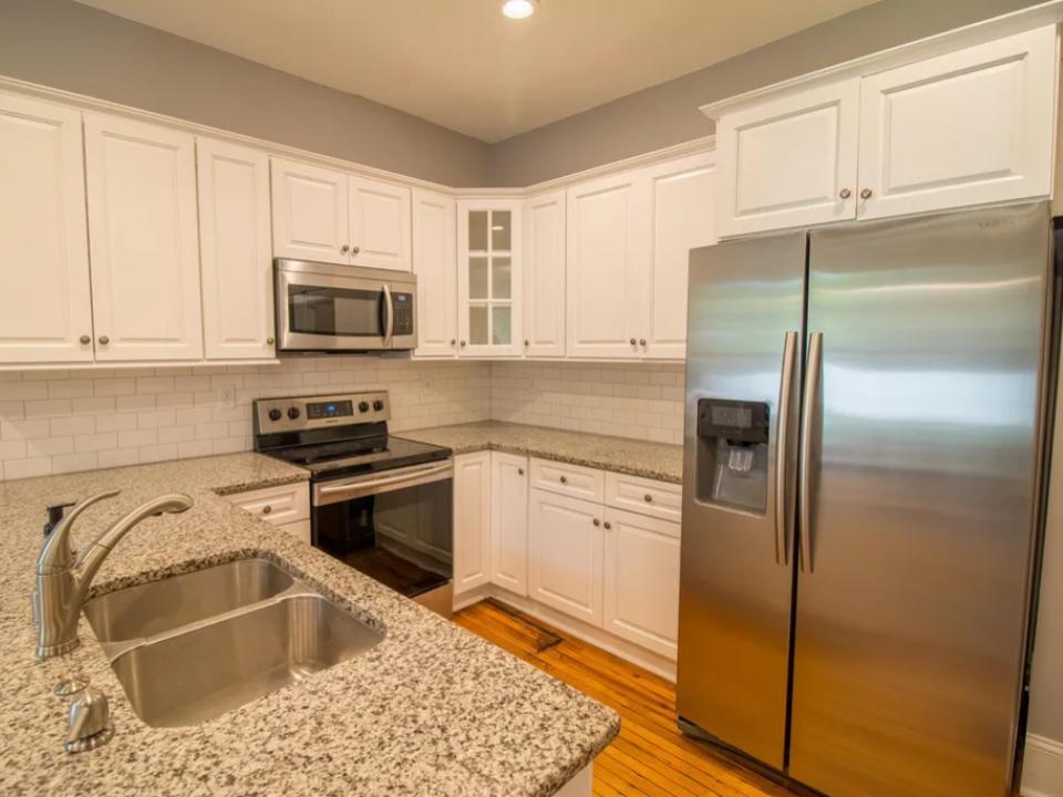 Primary Photo - 514 W 31st St