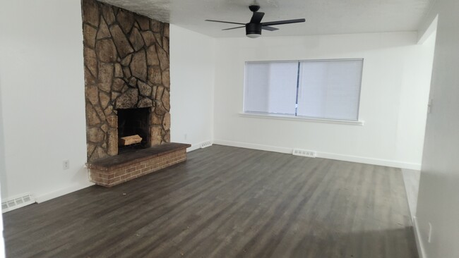 Living Room - 6919 W 74th Ave