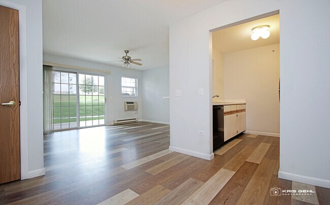Building Photo - 1551 Crystal Rock Ct