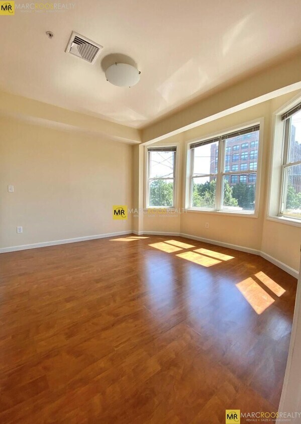 Foto principal - 86 Bremen St