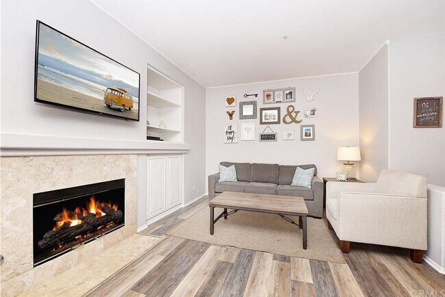 Building Photo - 20 Trofello Ln