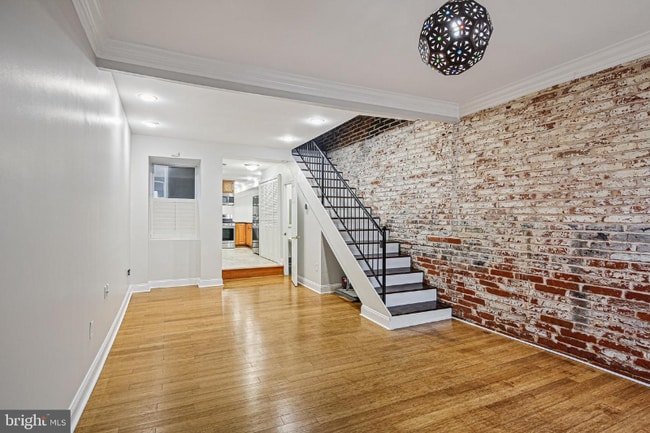 Photo - 231 S Regester St Townhome