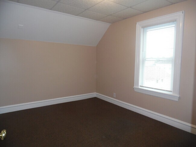 Building Photo - 1199 Rodman St