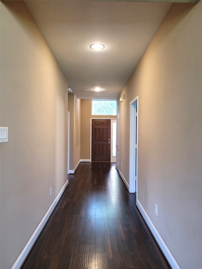 Foto del edificio - 24015 Buffalo Cove Ln