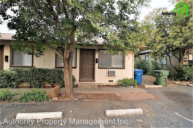Building Photo - 2164 Shasta St