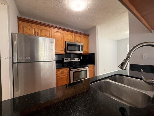 Foto del edificio - 10650 SW 157th Ct