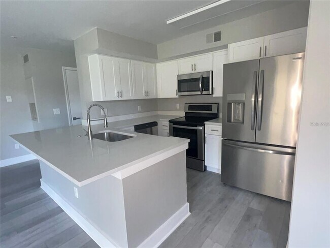 Foto del edificio - 7280 Westpointe Blvd