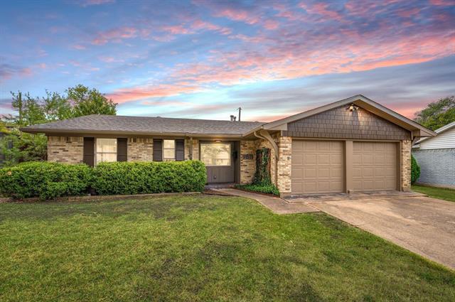 Foto principal - 9811 Kingsman Dr