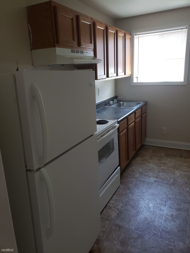 Building Photo - 2 br, 1 bath  - 2108 Phaup St
