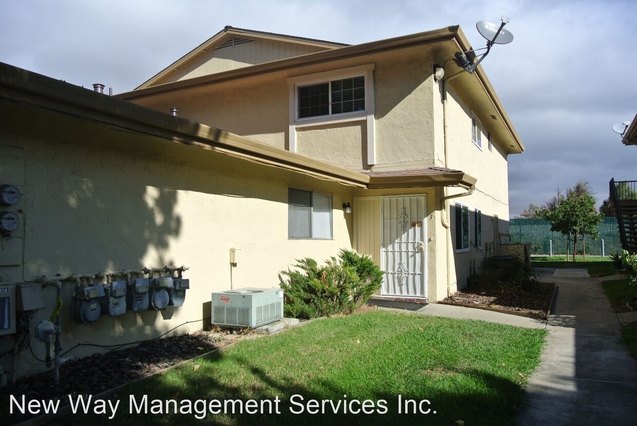 2 br, 1 bath House 1214 Sycamore Drive 3 House Rental in Antioch