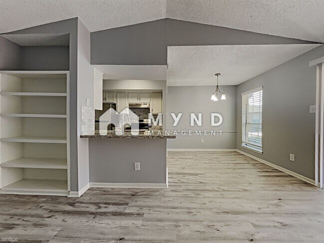 Building Photo - 1515 Sandy Springs Rd