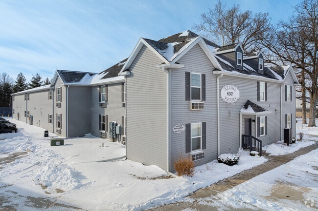 Building Photo - 6301 W Kilgore Ave