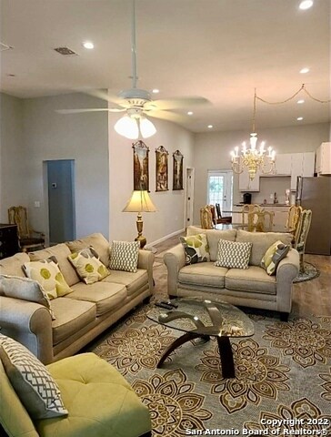 Foto del edificio - 1223 N Olive St