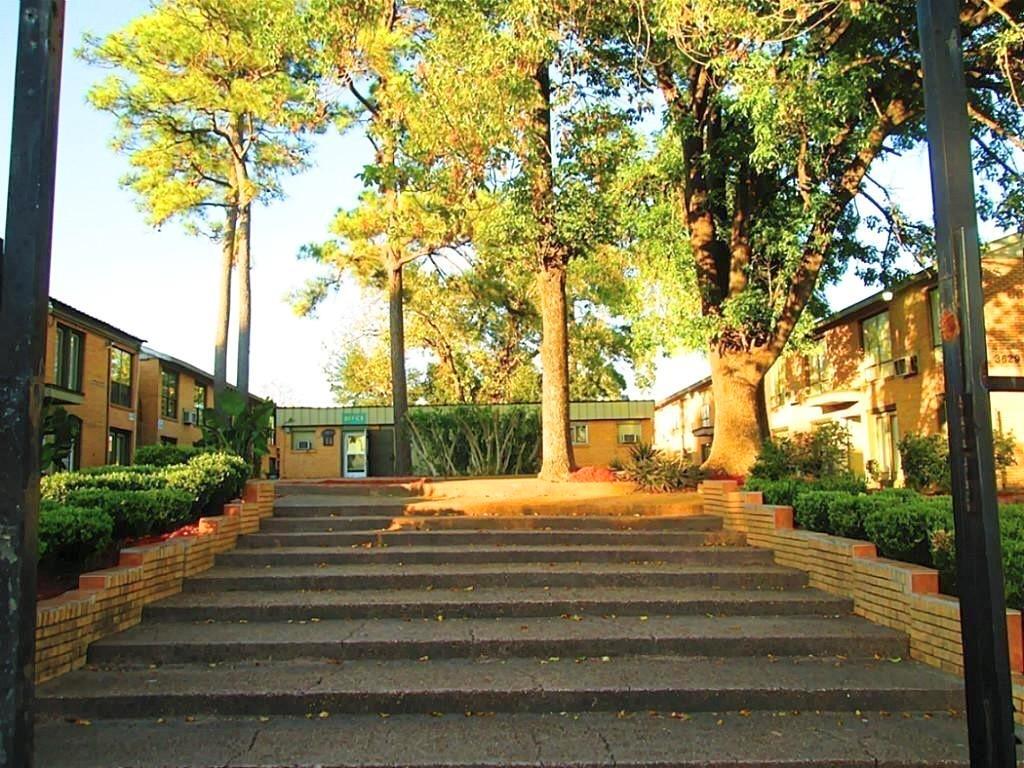 Foto principal - 3629 N MacGregor Way