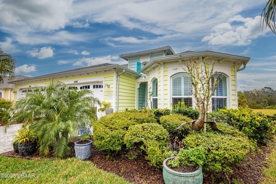 Primary Photo - 1046 Sea Shell Ct