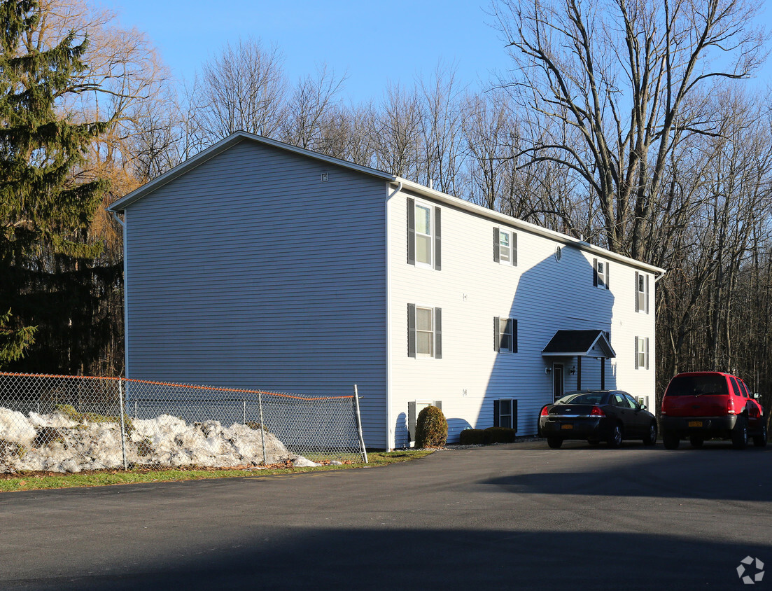 Building Photo - 68 Lock St