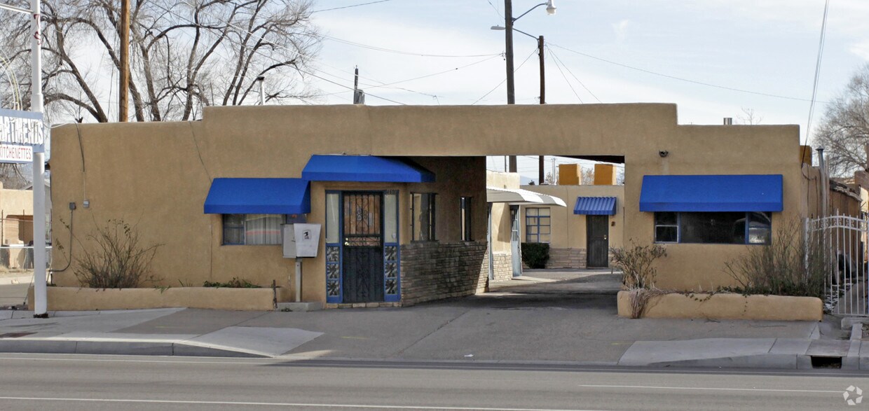 Primary Photo - 4600 Central Ave SW
