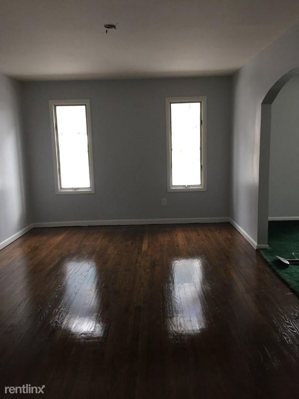 Foto del edificio - 4 br, 2 bath House - 1 Hickory Rd,