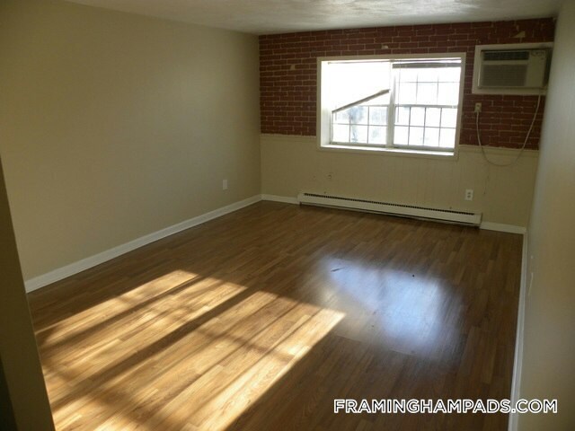 Foto del edificio - 3 Beaver Park Rd