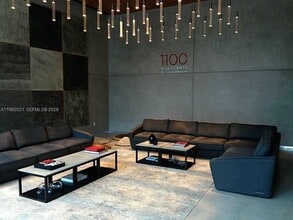 Building Photo - 1100 S Miami Ave