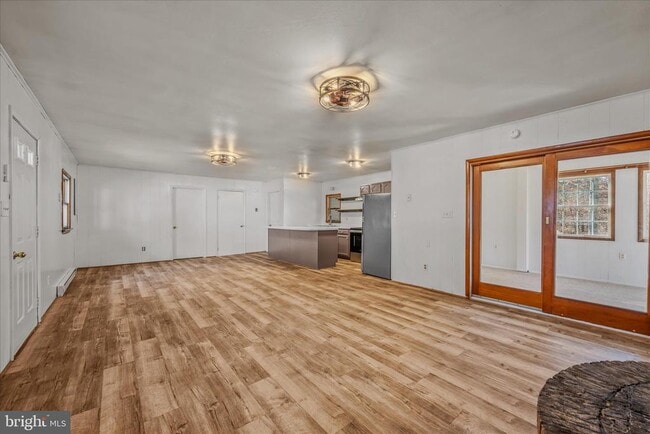 Foto del edificio - 438 Gloyd Ln