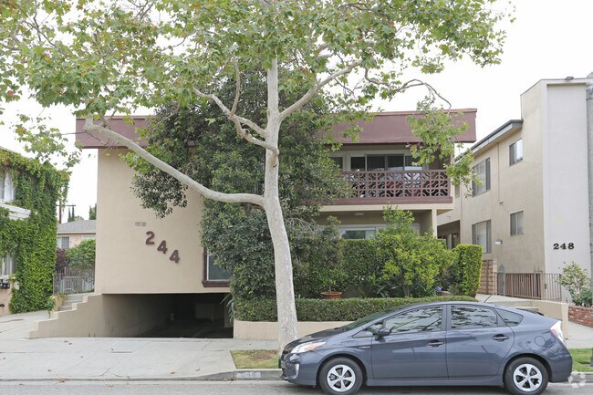 Foto del edificio - 244 S Rexford Dr