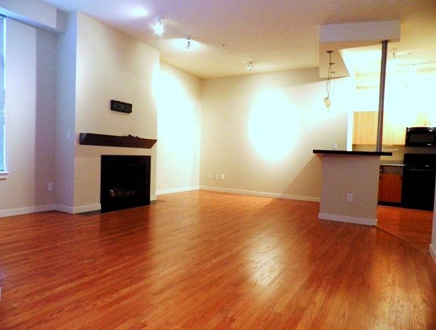 Building Photo - 521 7th Ave