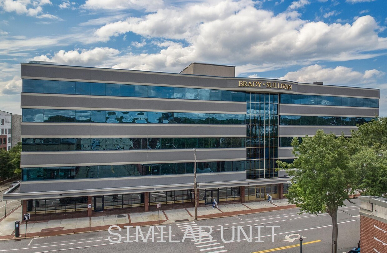 Foto principal - 1230 Elm St