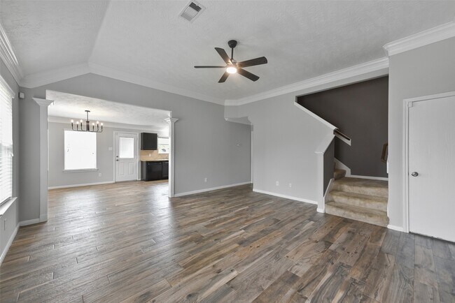 Foto del edificio - 5626 Abundant Life Ln
