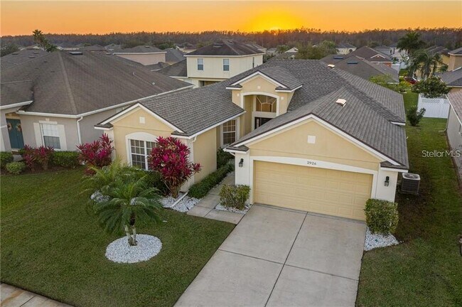 Building Photo - 2926 White Cedar Cir