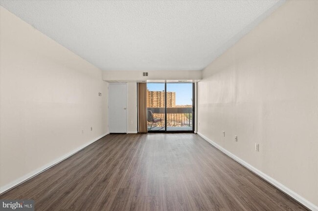 Building Photo - 5300 Holmes Run Pkwy