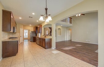 Building Photo - 21331 Parham Cir