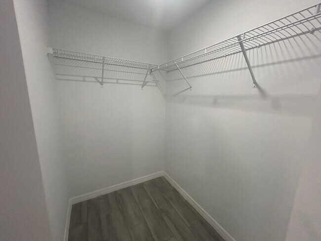 Foto del edificio - Brand New Construction 4/3