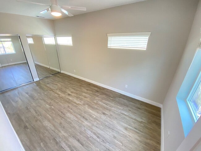Foto del edificio - 4BD/2BA with designated yard space!