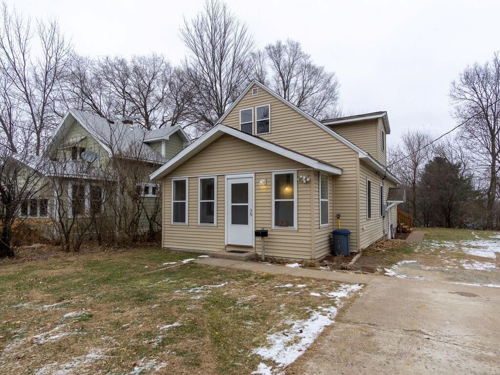Primary Photo - 2621 3rd St