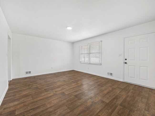 Building Photo - 126 McBeth Rd